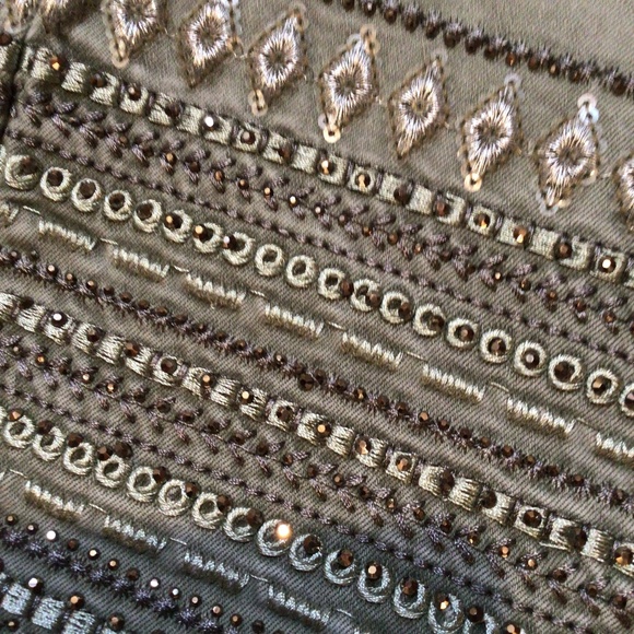 Tribal Womens Jegging Jean Pull on Ankle Embellished in Jungle Sz 4 EUC - Picture 4 of 7